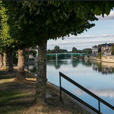 Studio Bord De Marne Jouarre 外观 照片